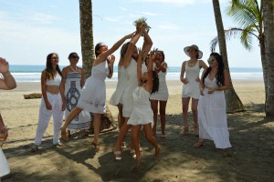 beach wedding in costa rica